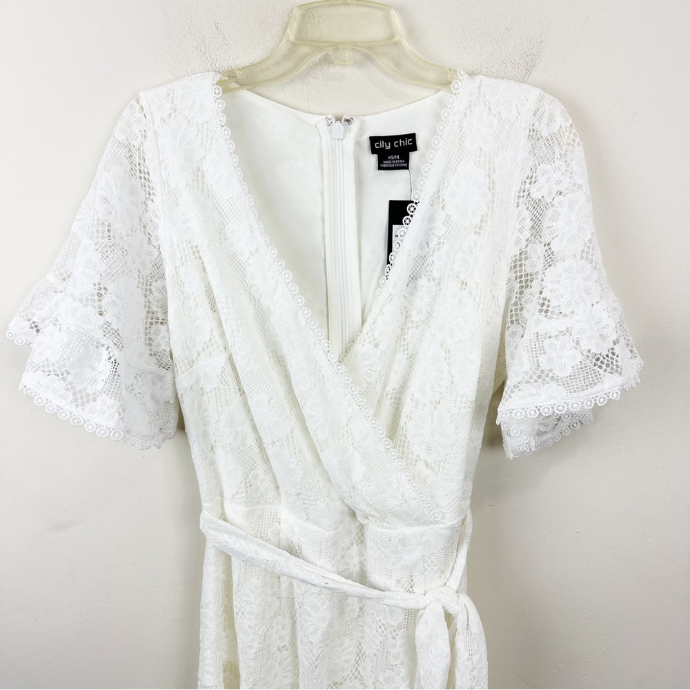 CITY CHIC Garden Kisses Dress in ivory - Picture 5 of 9